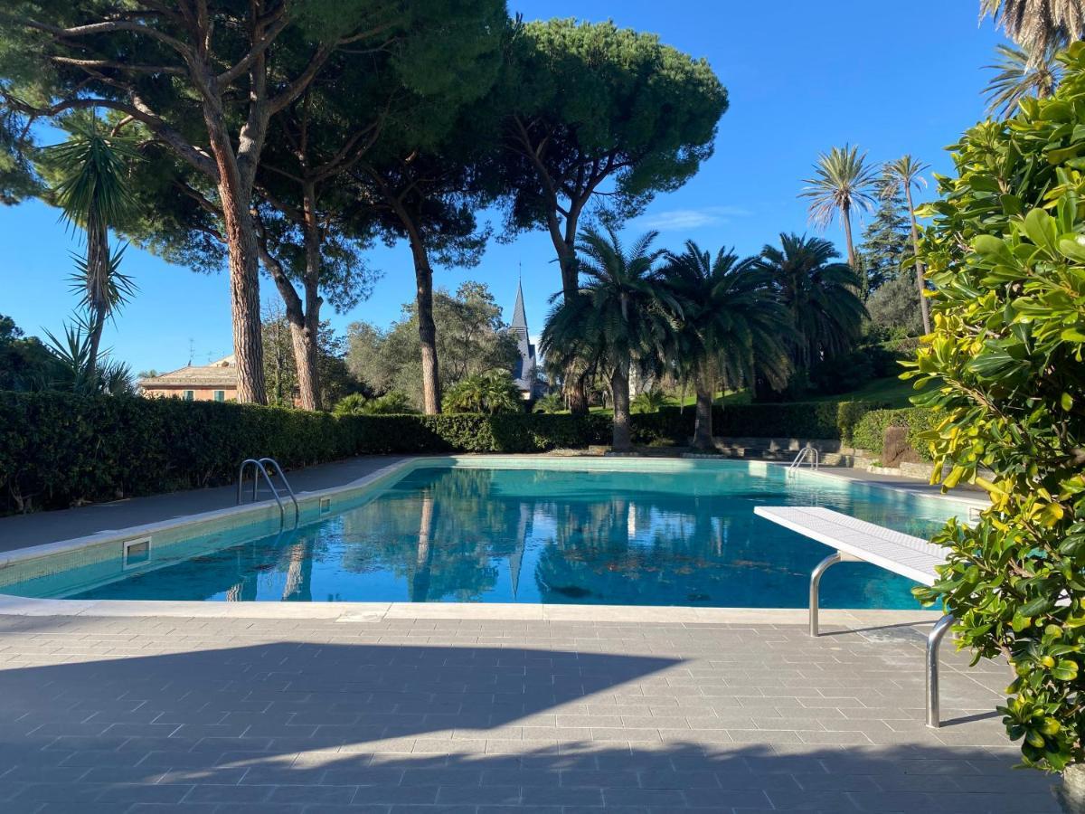 Ferienwohnung Casaviva-Stylish Trilo With Ac-Shared Pool-Parking Genua Exterior foto